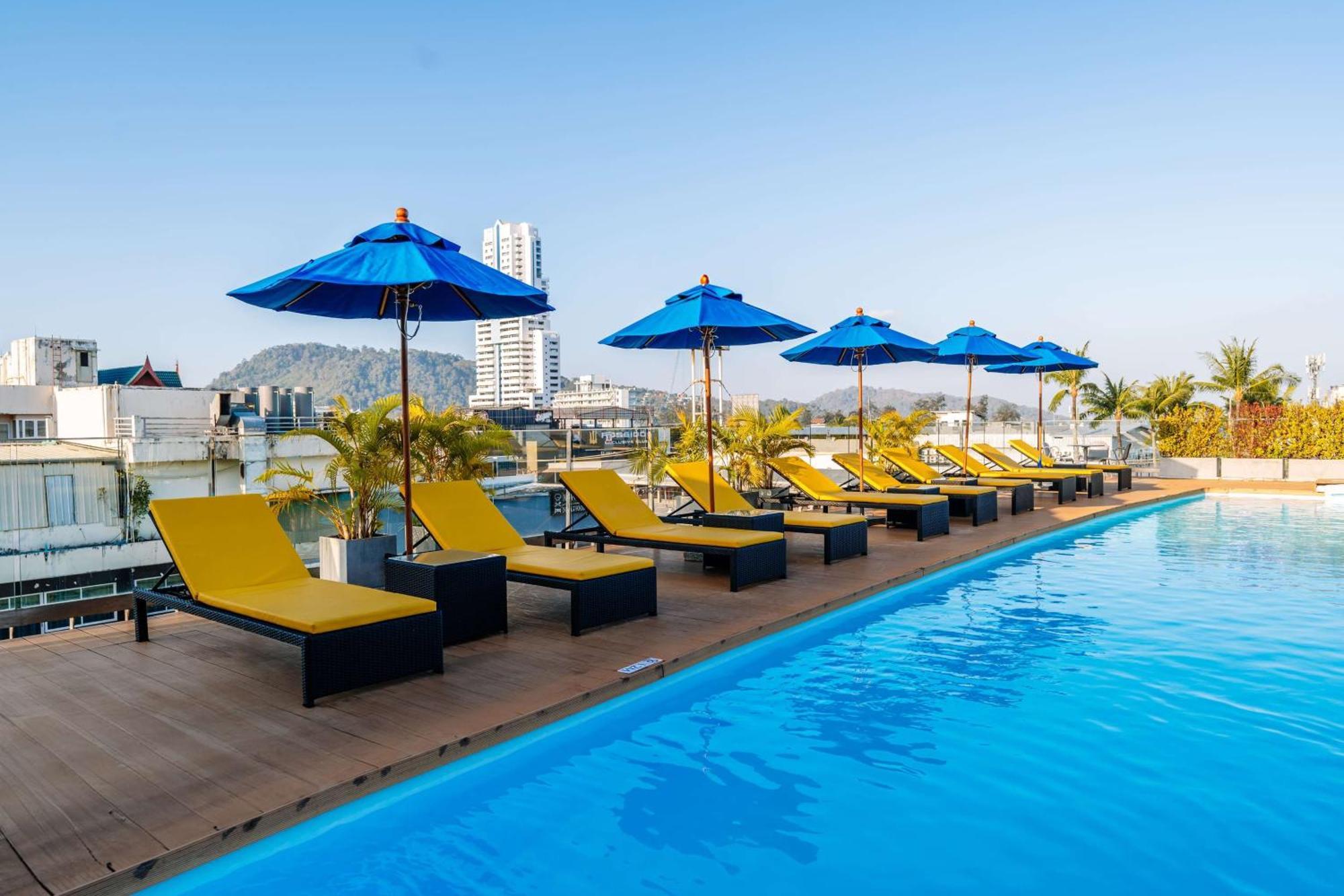Days Inn By Wyndham Patong Beach Εξωτερικό φωτογραφία